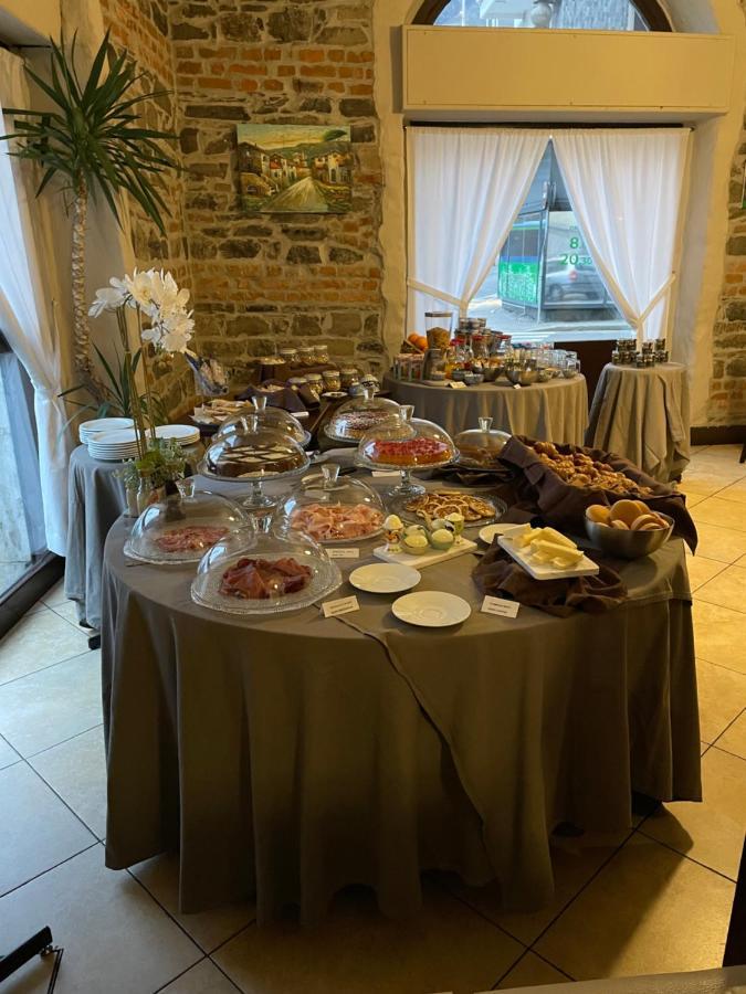 Il Vecchio Borgo Relais Hotel Como Luaran gambar