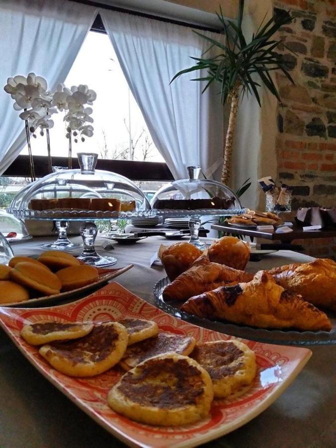 Il Vecchio Borgo Relais Hotel Como Luaran gambar