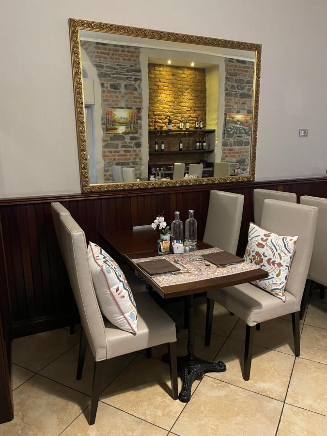 Il Vecchio Borgo Relais Hotel Como Luaran gambar