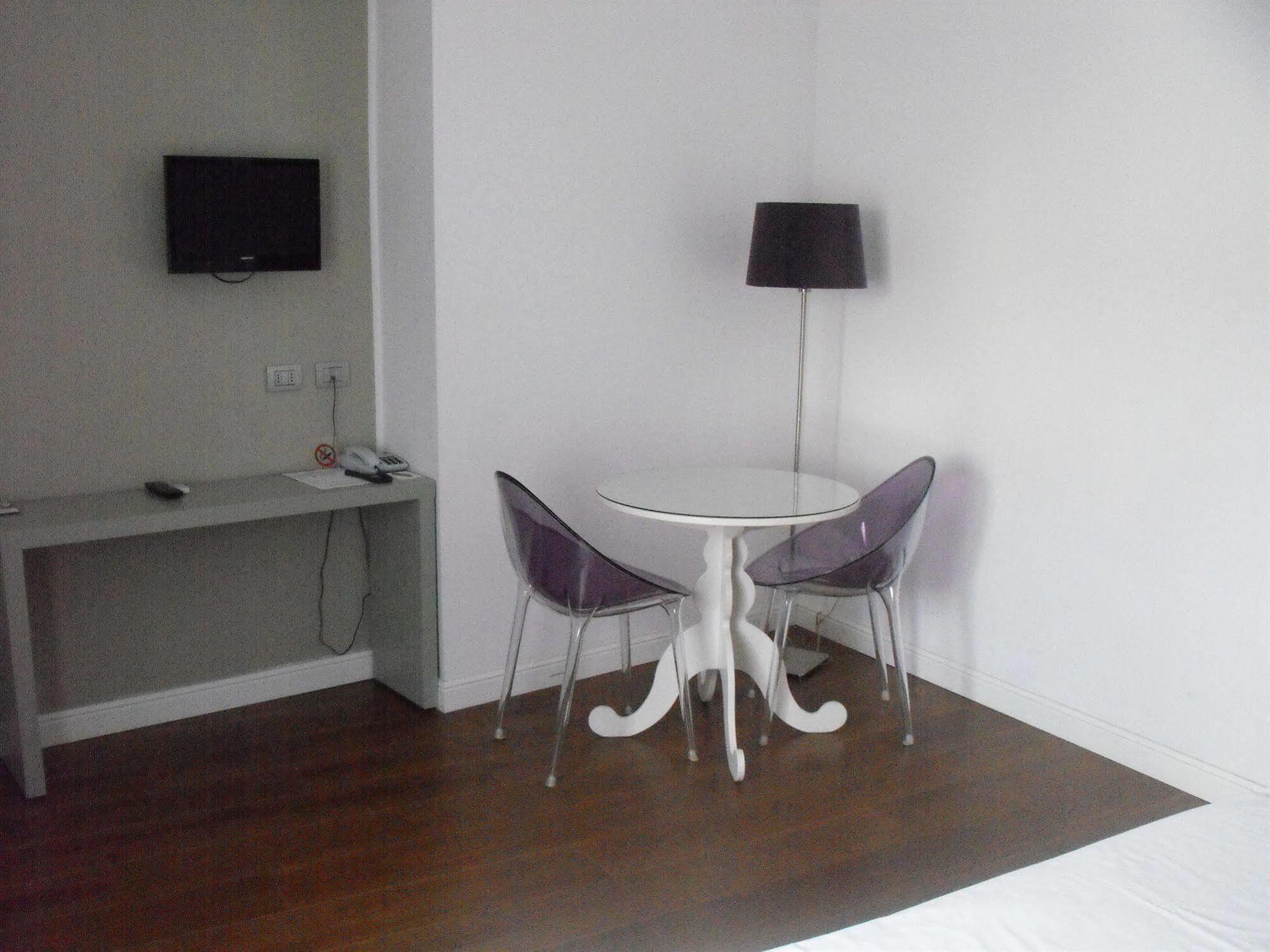 Il Vecchio Borgo Relais Hotel Como Luaran gambar